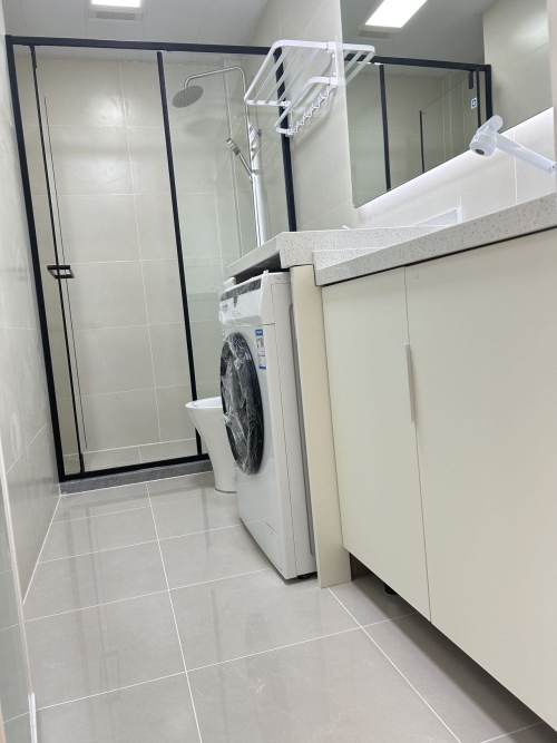 Housing image — Bathroom