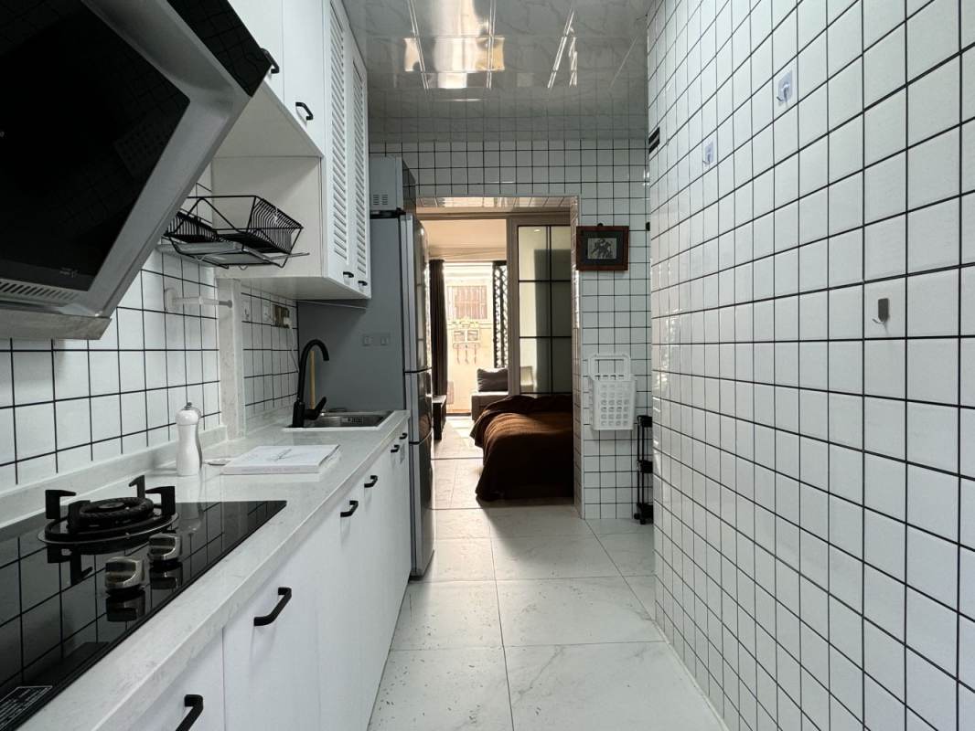 Housing image — Bathroom