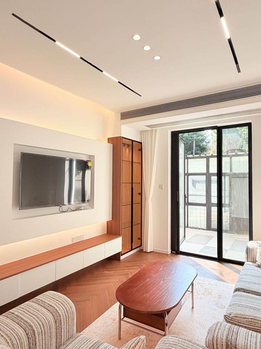 Housing image — Living Room