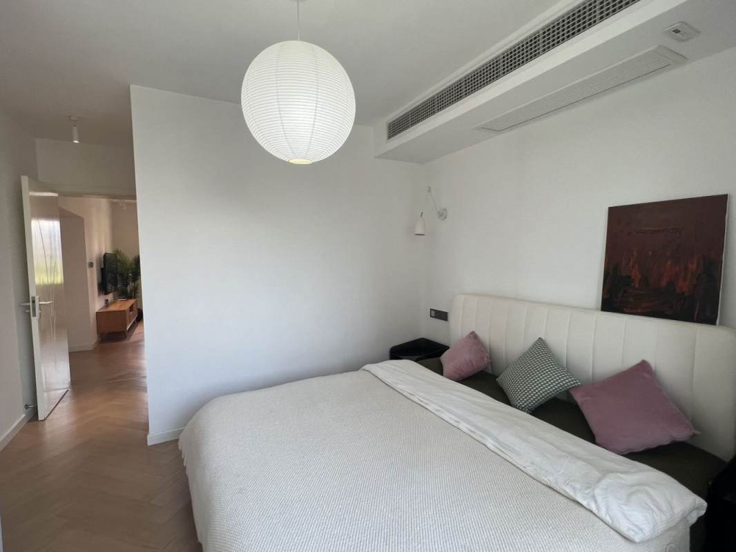 Housing image — Bedroom