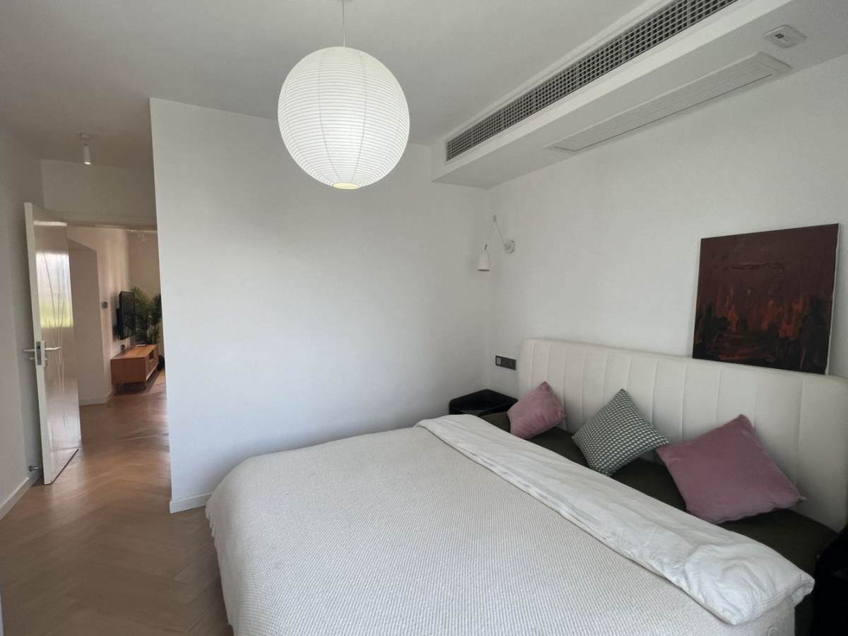 Housing image — Bedroom