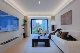 3BR Apartment near Caoyang Road Metro with Floor-to-Ceiling Windows (L3/L4/L11/L14)