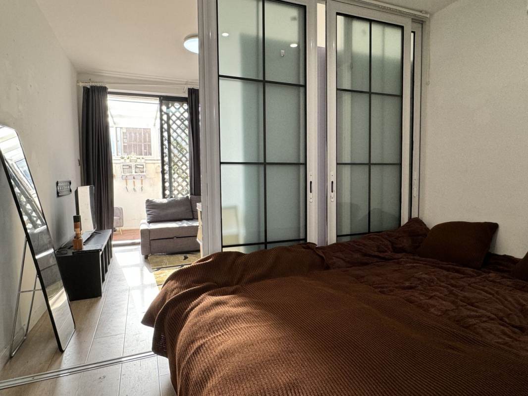 Housing image — Bedroom