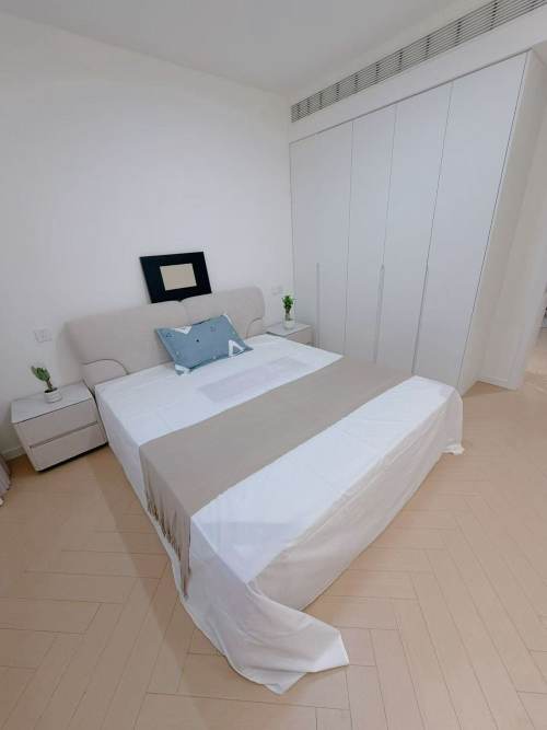 Housing image — Bedroom