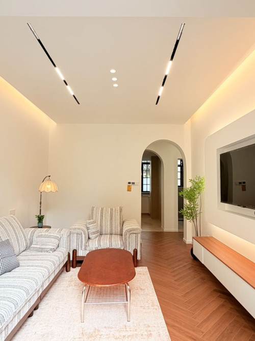 Housing image — Living Room