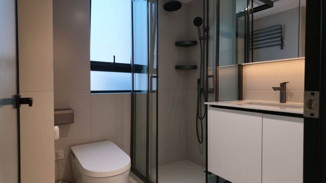 Housing image — Bathroom