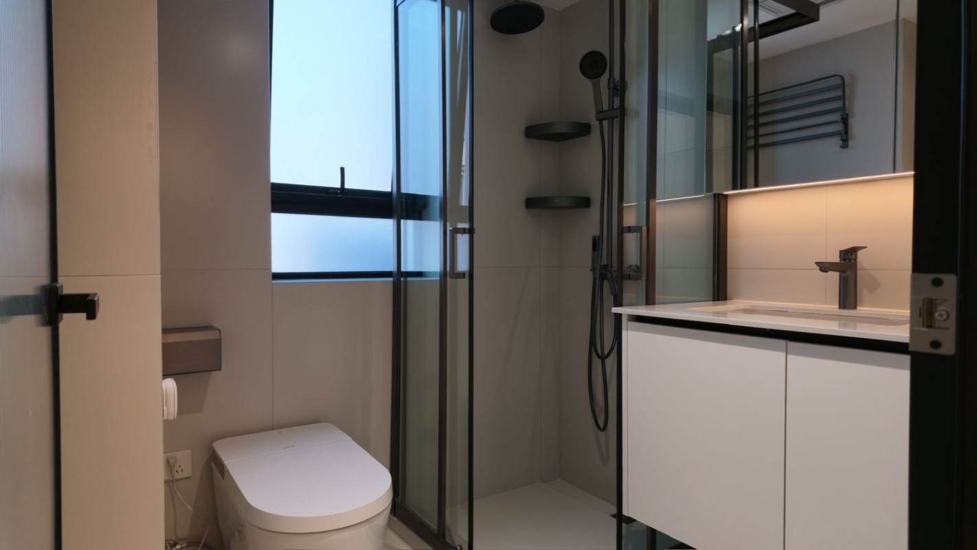 Housing image — Bathroom