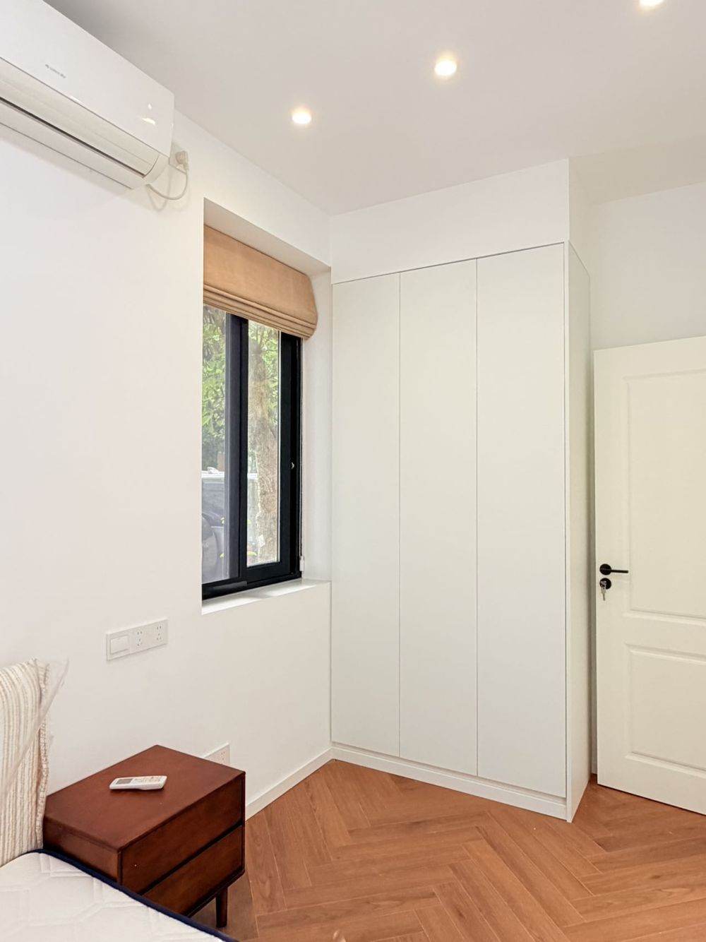 Housing image — Bedroom