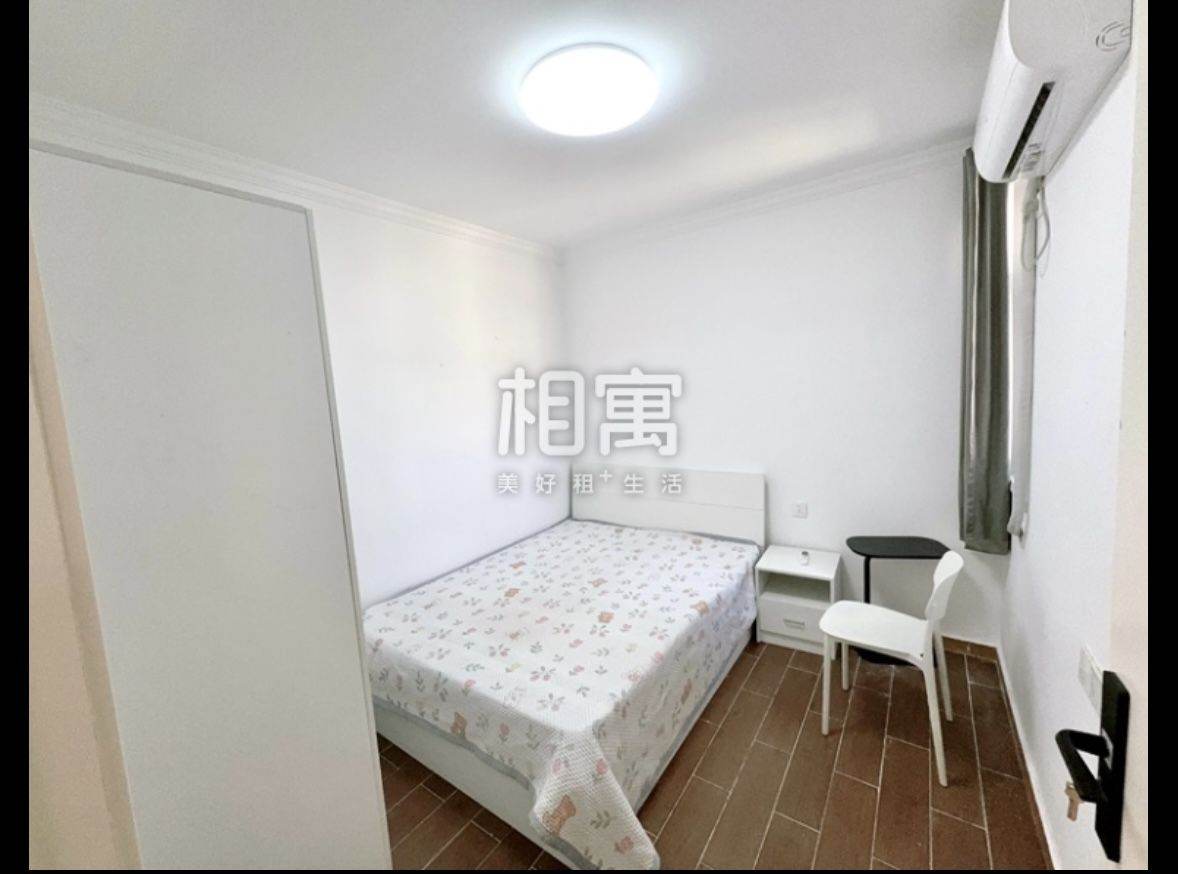 Housing image — Bedroom