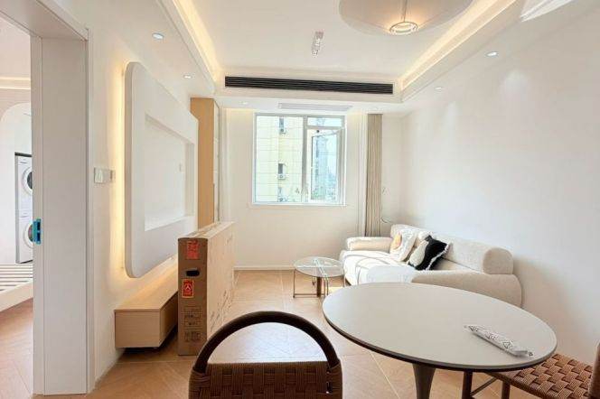 1BR Apartment near Le Bouchon (L2/L11)