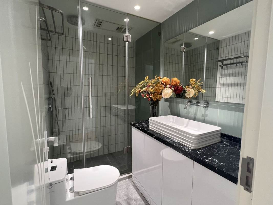 Housing image — Bathroom
