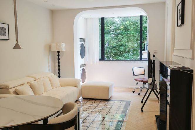 2BR Lane House in Old Xuhui with Green View (L2/L7/L14)