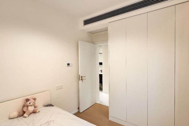 1BR Lane House near South Shaanxi Rd Metro with Terrace (L13)
