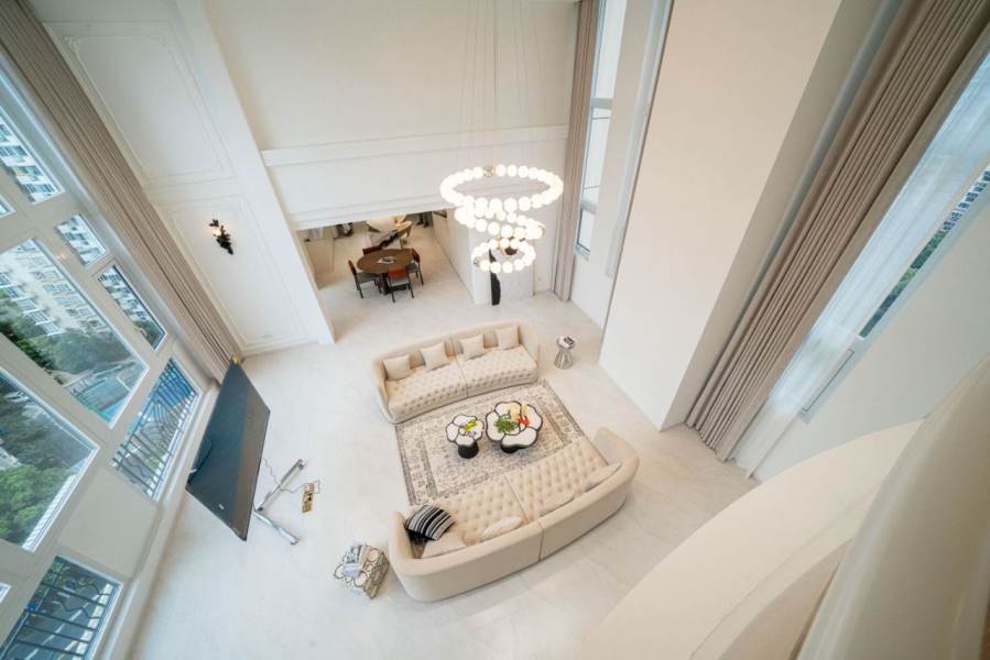 Housing image — Living Room