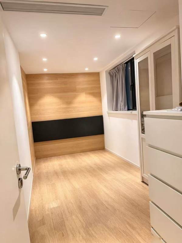 Housing image — Living Room