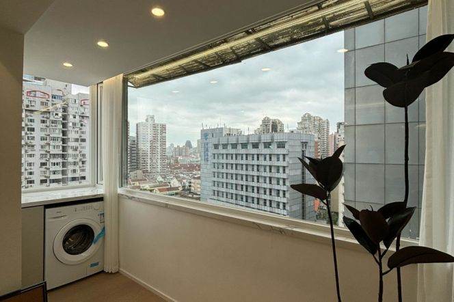 1BR Apartment in Jing'an (L2/L11)