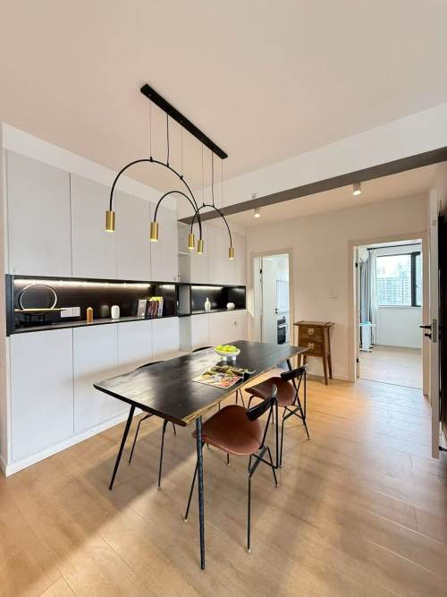 Housing image — Dining Area