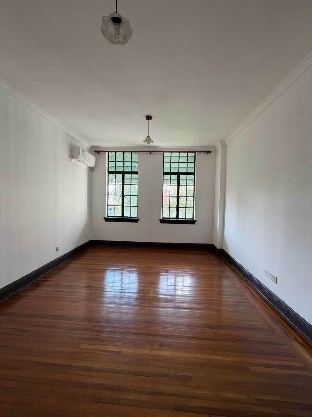 Housing image — Bedroom