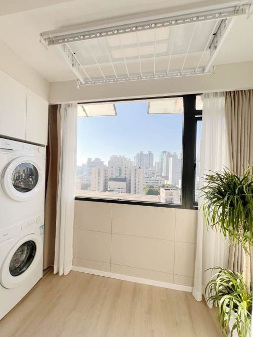 Housing image — View