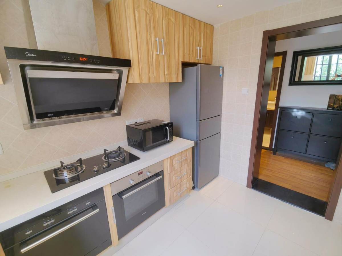 Housing image — Kitchen