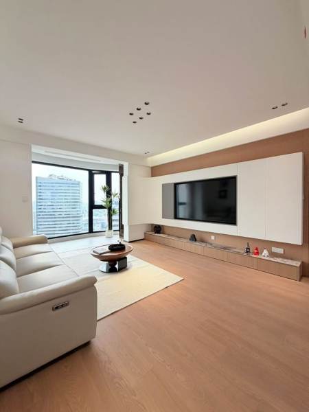 Housing image — Living Room