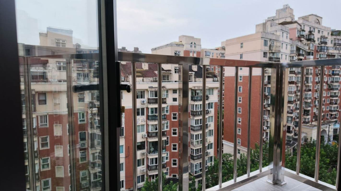 Housing image — Balcony