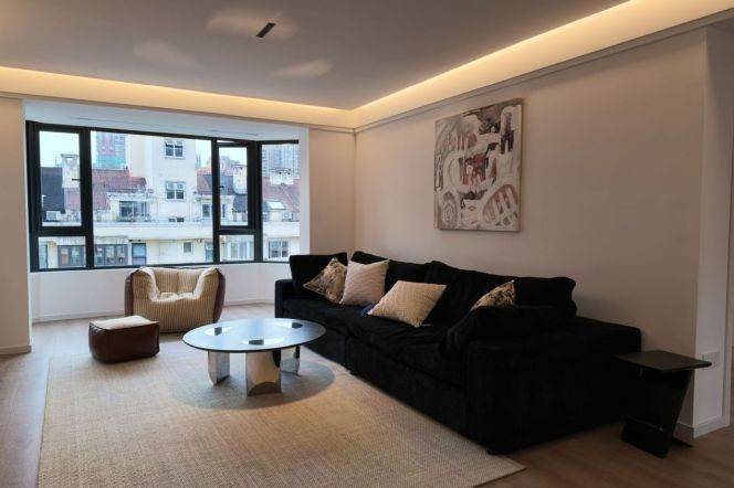 3BR Apartment near Changshou Rd Metro (L7/L13)
