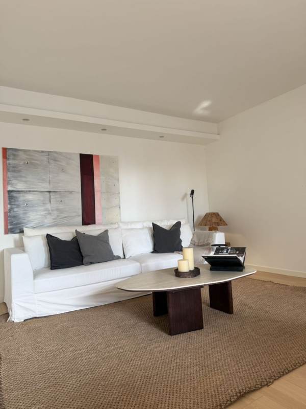 Housing image — Living Room