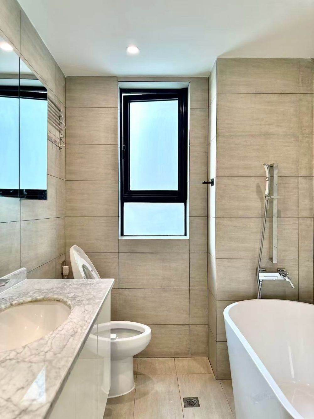 Housing image — Bathroom