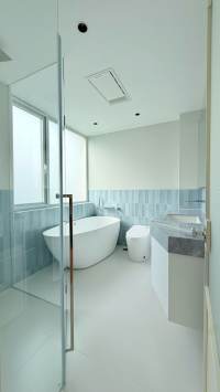 Housing image — Bathroom