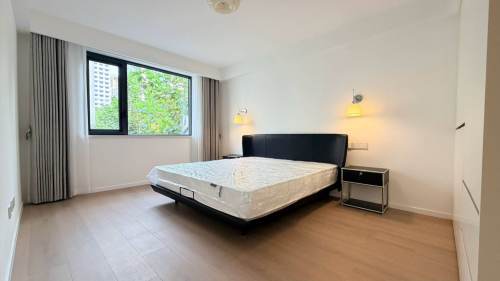 Housing image — Bedroom