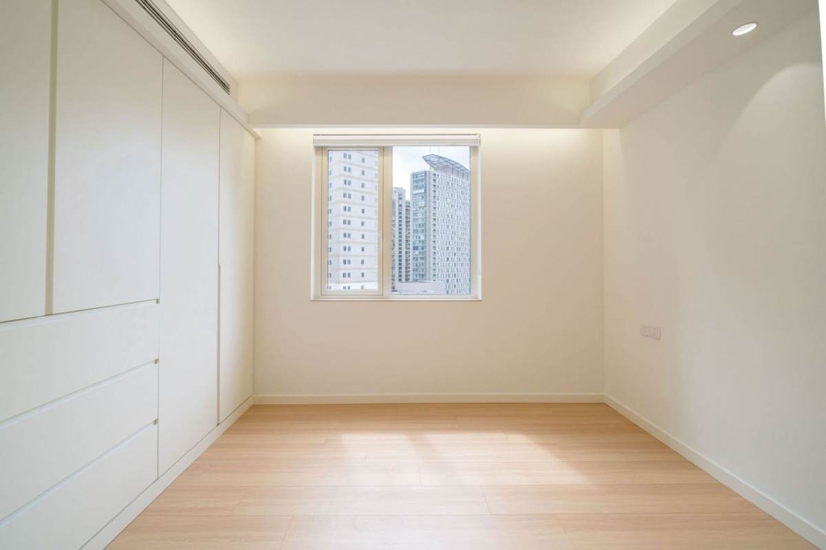 Housing image — Bedroom