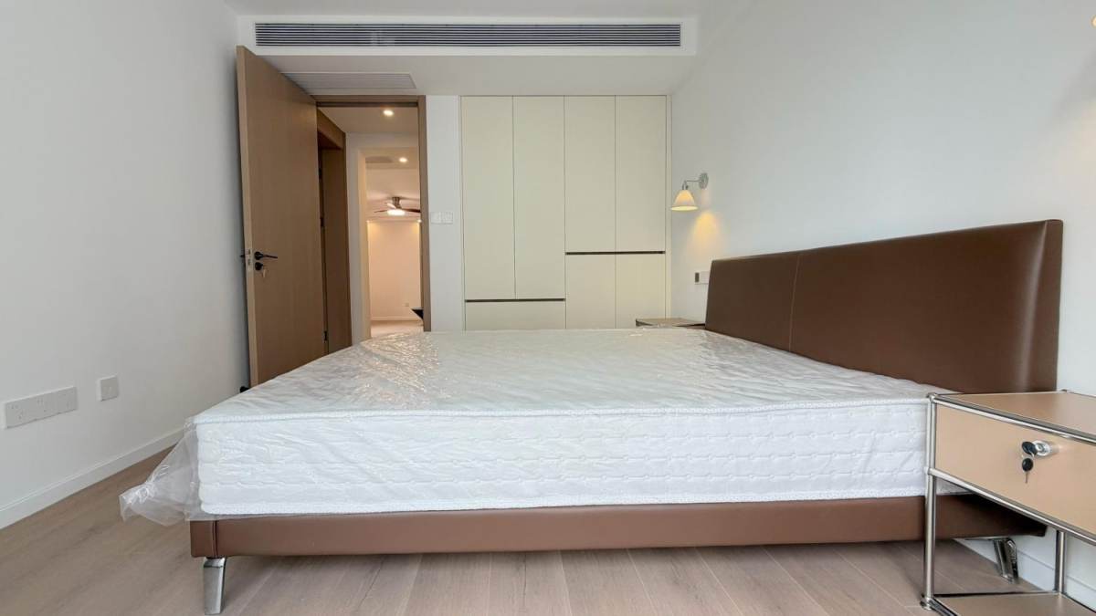 Housing image — Bedroom