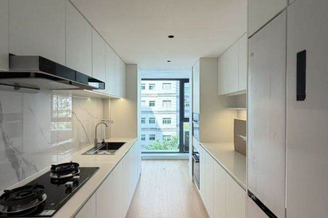 3BR Apartment near Longement Shopping Mall (L2/L3/L4)