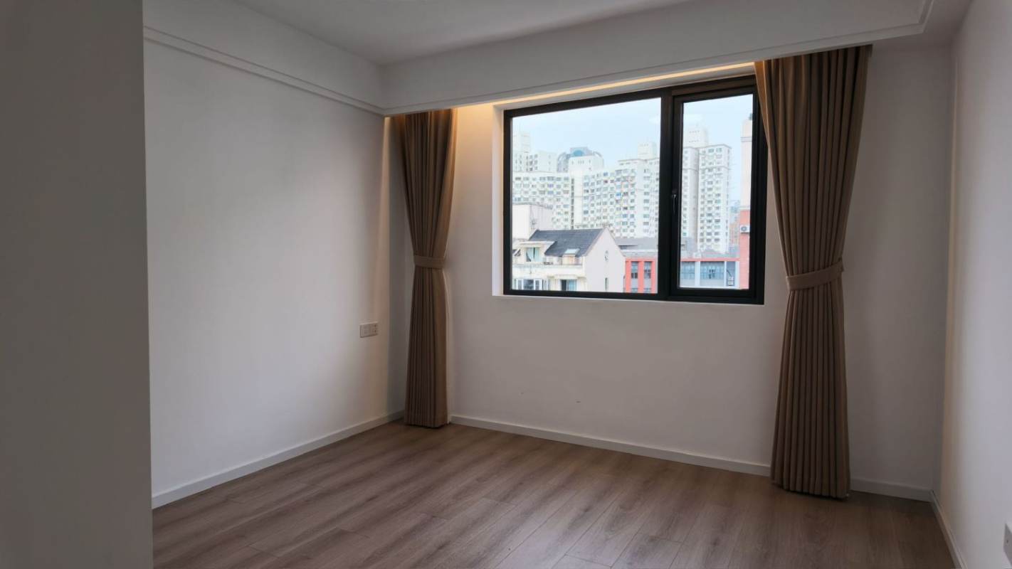 Housing image — Bedroom