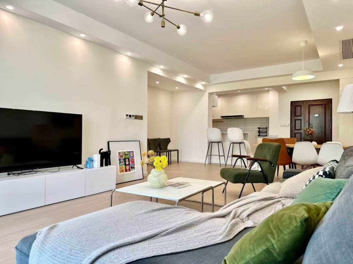 Housing image — Living Room