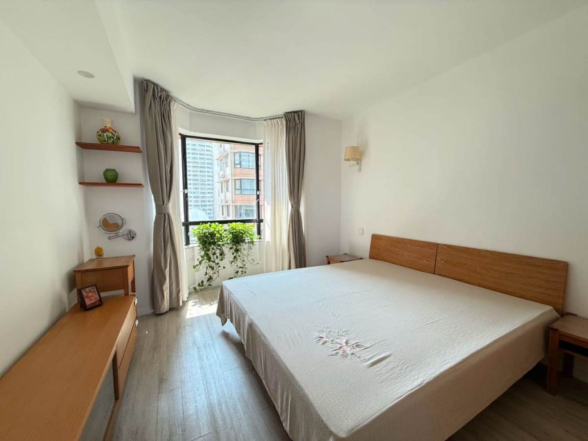 Housing image — Bedroom