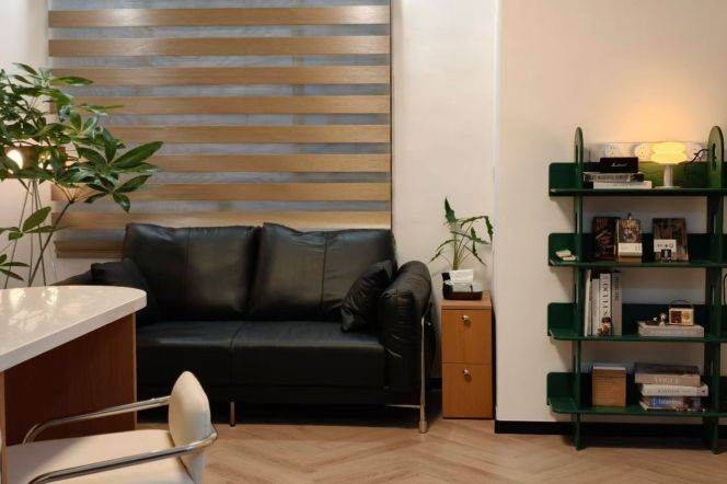 Spacious 1BR Apartment in Old Xuhui (L1/L7)
