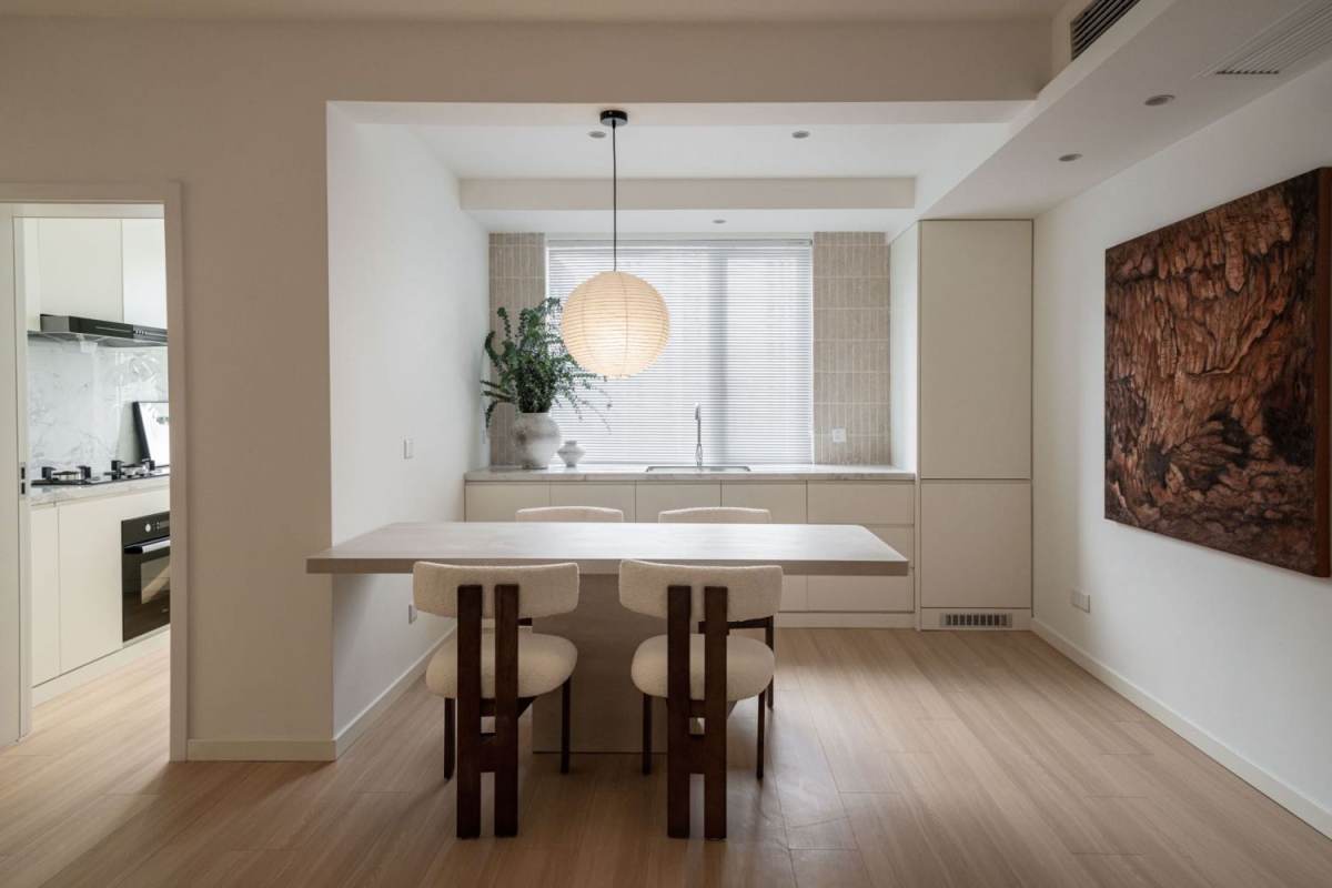 Housing image — Dining Area