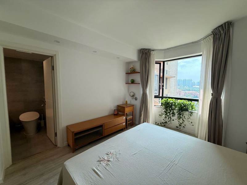 Housing image — Bedroom