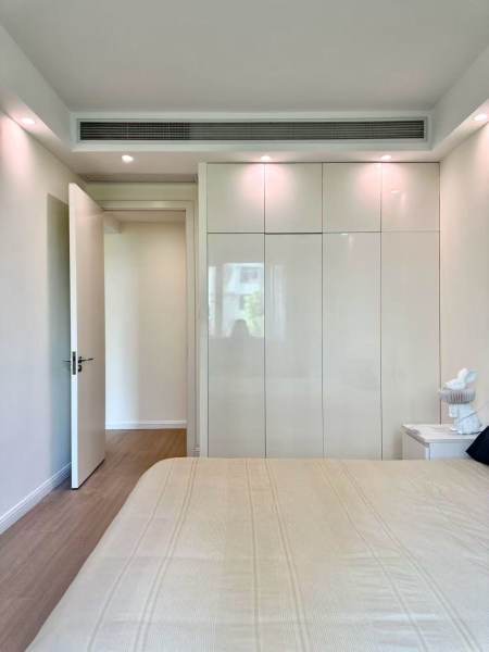 Housing image — Bedroom
