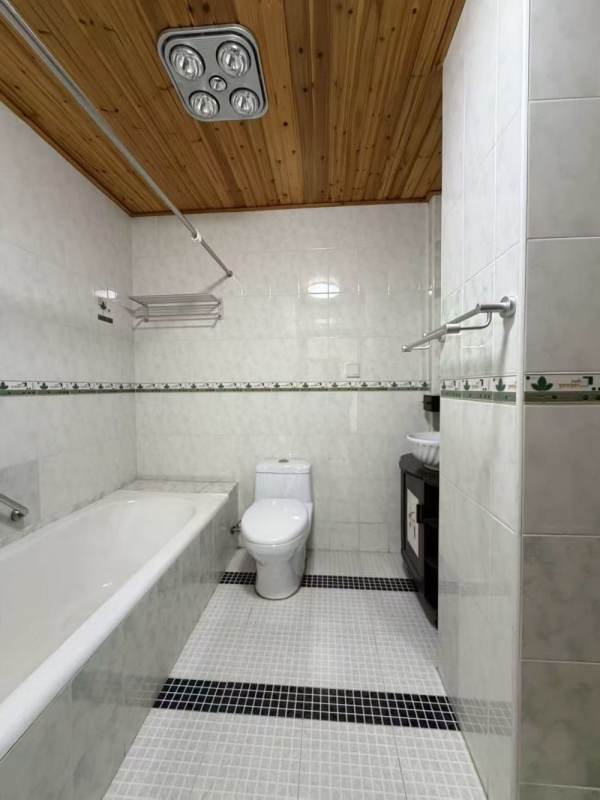 Housing image — Bathroom
