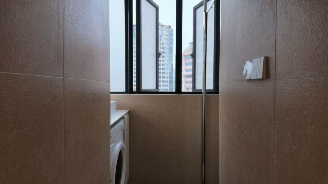 Housing image — Bathroom