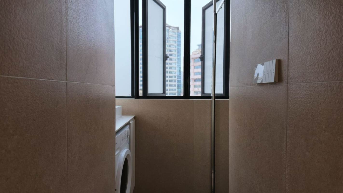 Housing image — Bathroom