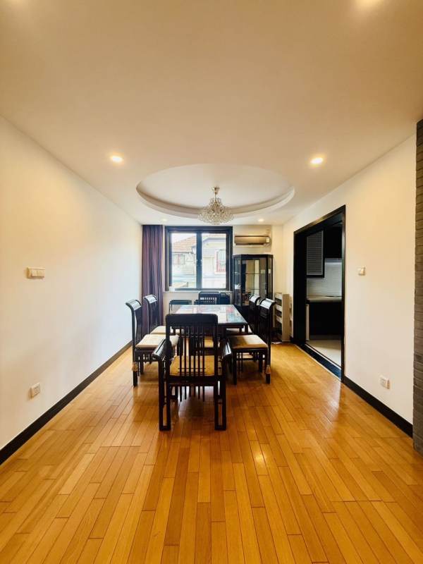 Housing image — Dining Area
