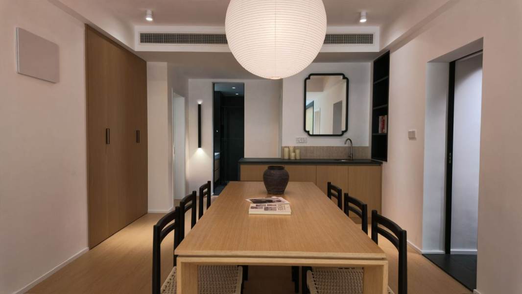 Housing image — Dining Area