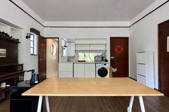 1BR Lane House in Old Xuhui (L1/L10)
