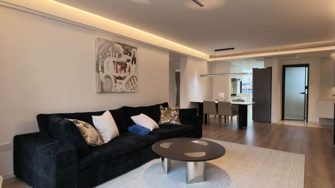 Housing image — Living Room