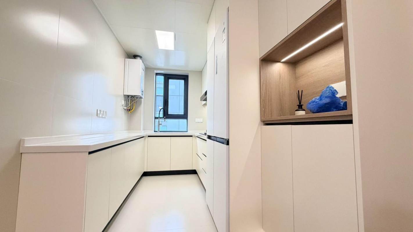 Housing image — Kitchen
