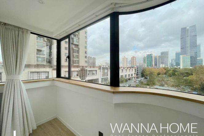 Spacious 3BR Apartment in Jing'an with Terrace (L2/L11)